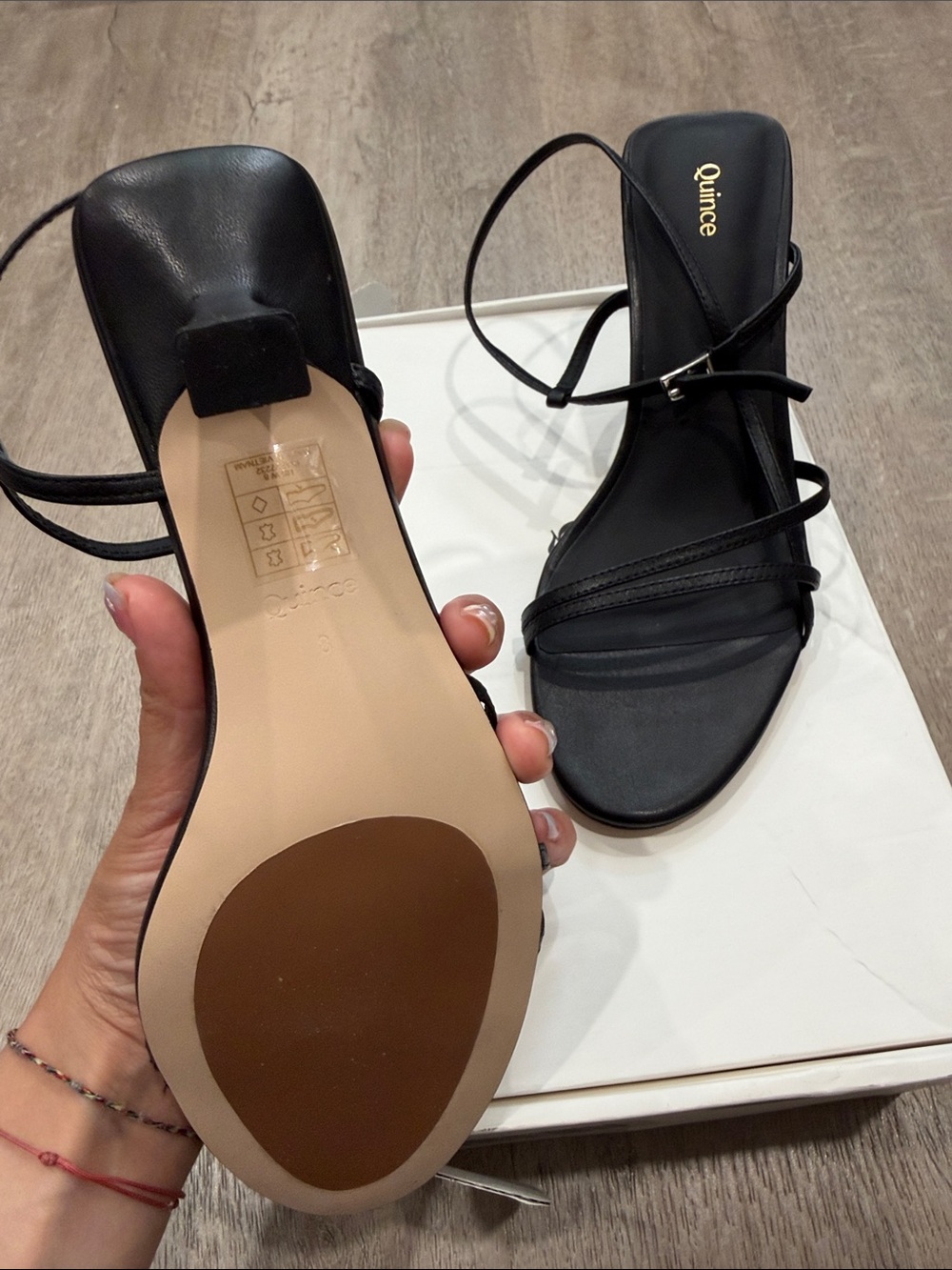 NIB Quince Women's Black Strappy Mid-Heel Sandals size 8 - Picture 2 of 9